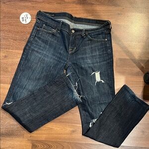 Women's Distressed Blue Jeans